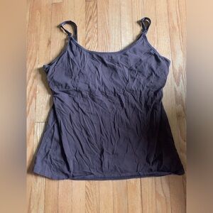 Old navy maternity tank top